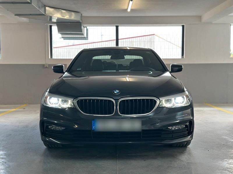 Gebraucht BMW 530 252 PS (185 kW) 2017 Schwarz Limousine