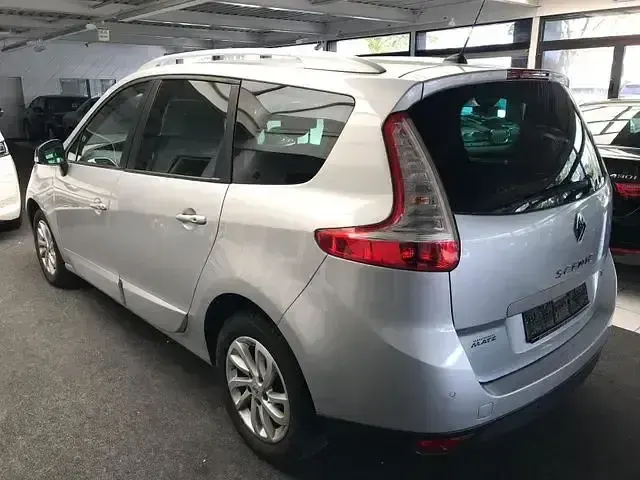 Gebraucht Renault Scenic E-Tech LIMITED 225 PS (165 kW) 2016 Silber Van / Kleinbus