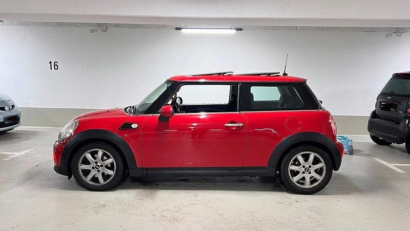 Gebraucht Mini Cooper 70 PS (51 kW) 2010 Rot Kleinwagen