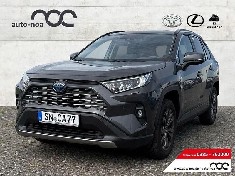 Grau Gebraucht 2024 Toyota RAV4 Hybrid Team SUV | 40.900 € (Fairer Preis) - Bild 1/4