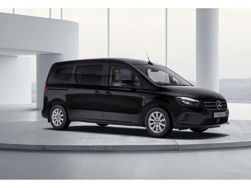 Gebraucht Mercedes T180 Progressive 131 PS (96 kW) 2025 Loparitschwarz metallic Van / Kleinbus