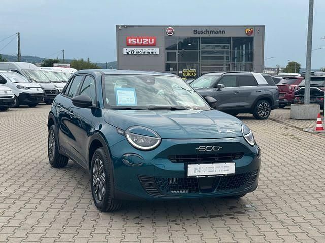 Grün Neu 2025 Fiat 600 Kleinwagen | 29.780 € (Teuer) - Bild 1/4