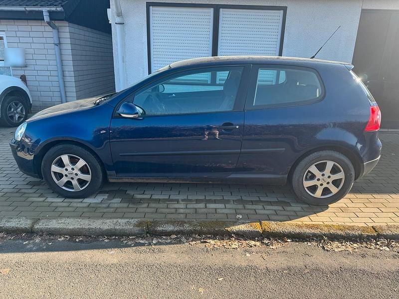 Gebraucht VW Golf V 75 PS (55 kW) 2006 Blau Kleinwagen