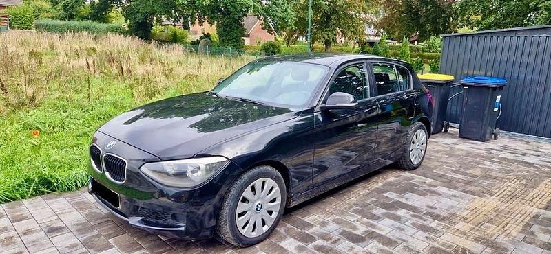 Schwarz Gebraucht 2012 BMW 116 Kleinwagen | 7.950 € (Fairer Preis) - Bild 1/4