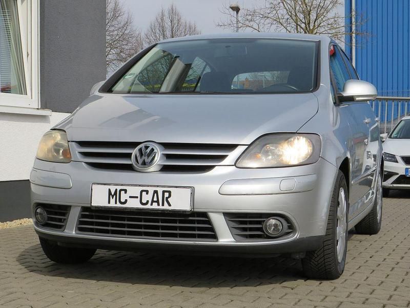 Gebraucht VW Golf V 102 PS (75 kW) 2007 Silber Limousine