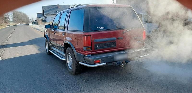 Gebraucht Ford Explorer XLT 160 PS (117 kW) 1993 Rot SUV