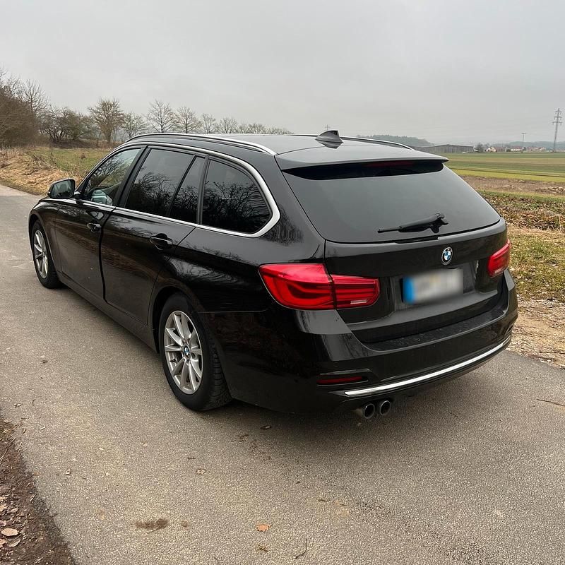 Gebraucht BMW 320 190 PS (139 kW) 2016 Schwarz Kombi
