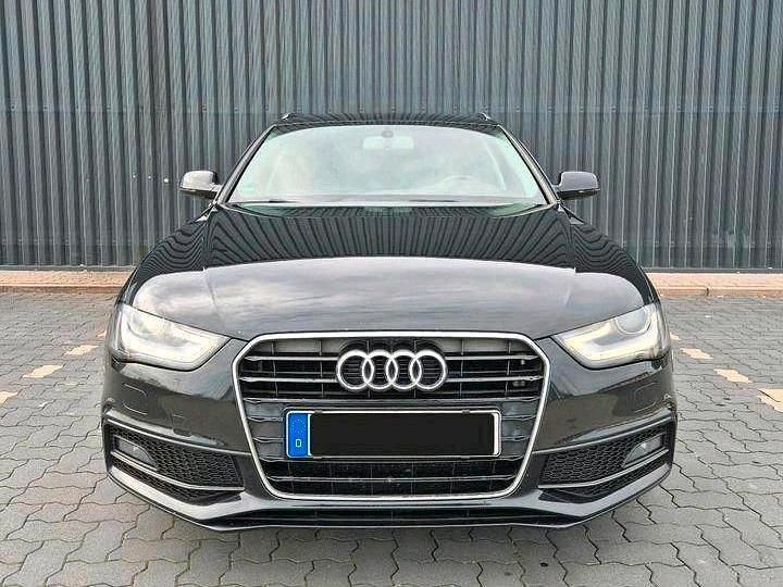 Gebraucht Audi A4 S-Line 150 PS (110 kW) 2015 Schwarz Kombi