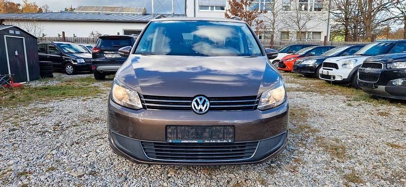 Gebraucht VW Touran Comfortline 140 PS (102 kW) 2011 Braun Van / Kleinbus