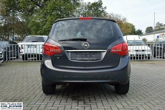 Gebraucht Opel Meriva Innovation 101 PS (74 kW) 2014 Silber metallic Van / Kleinbus