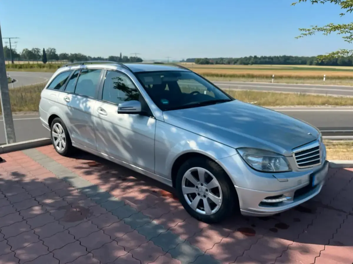 Gebraucht Mercedes C200 184 PS (135 kW) 2010 Grau Kombi