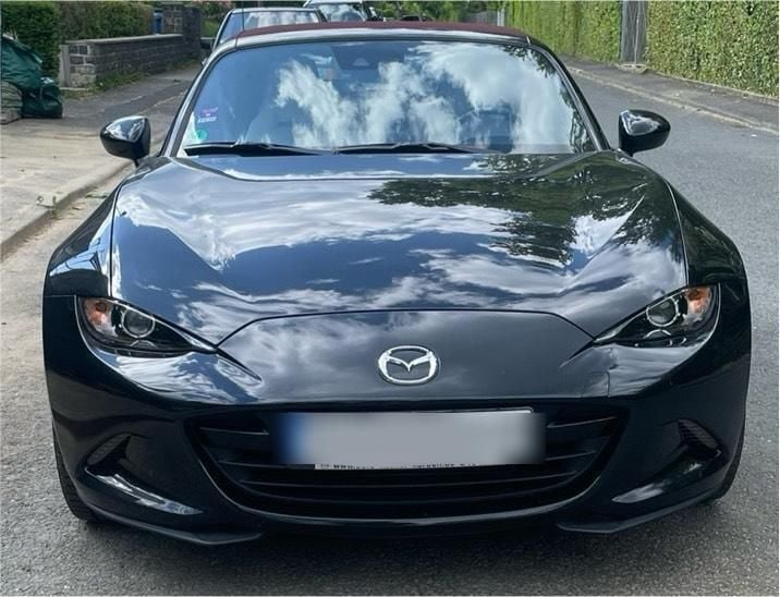 Schwarz Gebraucht 2021 Mazda MX5 Cabrio | 23.000 € (Superpreis) - Bild 1/4