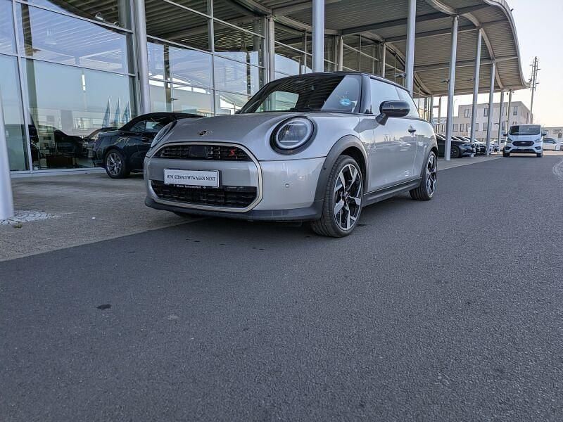 Gebraucht Mini Cooper S 204 PS (150 kW) 2025 Silber Kleinwagen