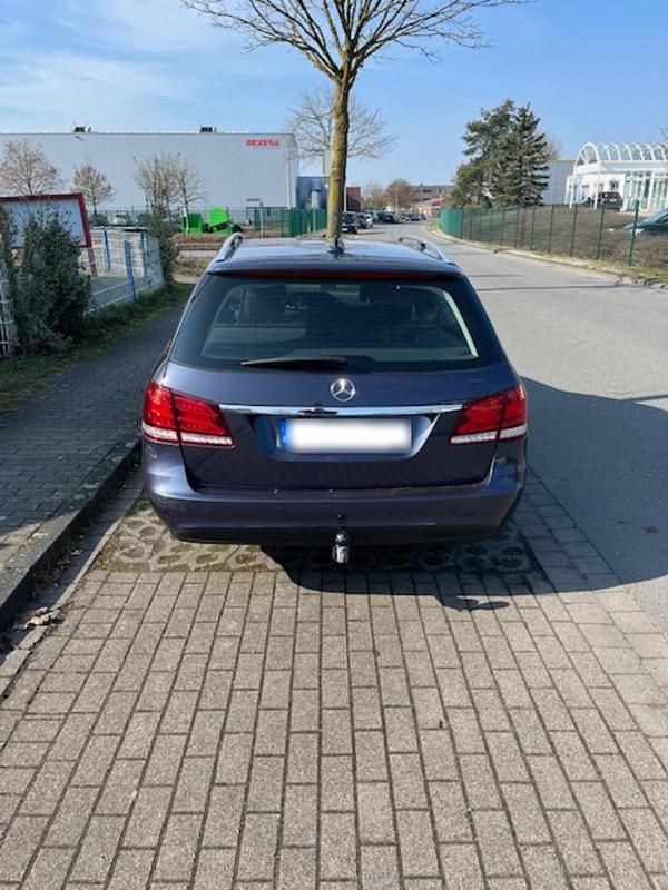Gebraucht Mercedes E250 204 PS (150 kW) 2015 Kombi