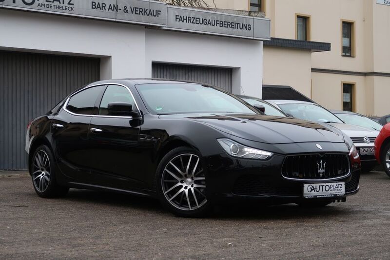 Schwarz Gebraucht 2015 Maserati Ghibli Coupé | 20.950 € (Fairer Preis) - Bild 1/4