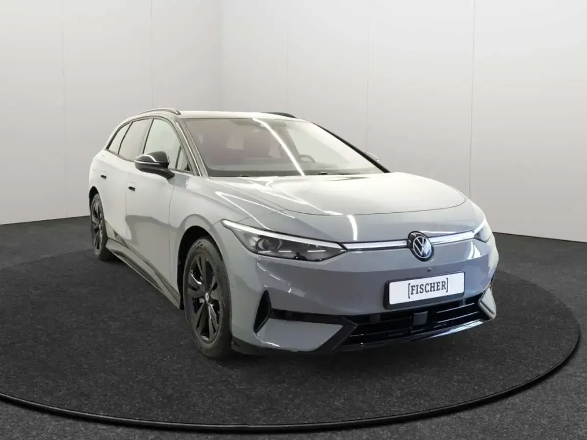 Neu VW ID.7 Pro 210 kW (286 PS) 2026 Mondsteingrau Kombi