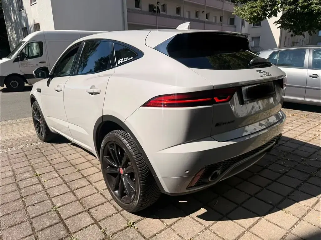 Gebraucht Jaguar E-Pace R-Dynamic 179 PS (131 kW) 2018 Grau SUV