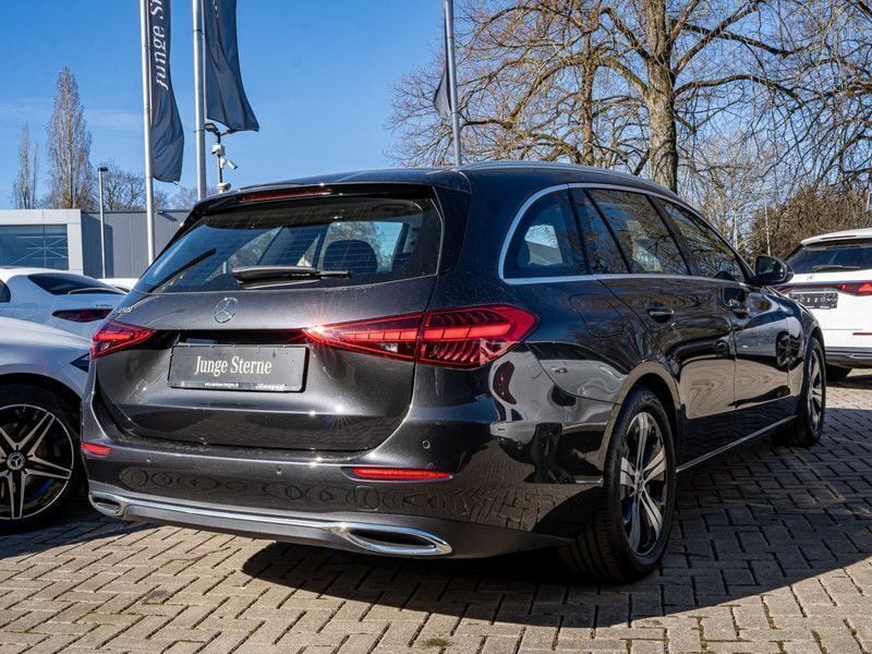Gebraucht Mercedes C300 Avantgarde 258 PS (189 kW) 2022 Grau metalliclack graphitgrau Kombi
