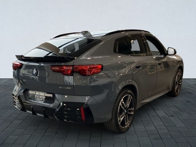 Gebraucht BMW iX2 M Sport 150 kW (204 PS) 2022 Andere farbe SUV