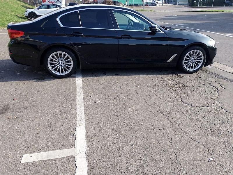 Gebraucht BMW 520 190 PS (139 kW) 2019 Schwarz Limousine