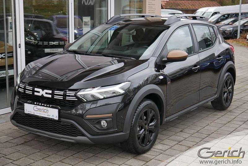 Perlmuttschwarz metallic Gebraucht 2025 Dacia Sandero Extreme Limousine | 19.900 € (Fairer Preis) - Bild 1/4