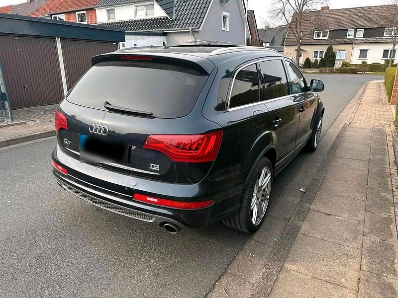 Gebraucht Audi Q7 245 PS (180 kW) 2013 Grau SUV
