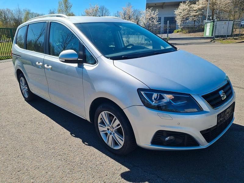 Silber Gebraucht 2014 Seat Alhambra Style Van / Kleinbus | 14.399 € (Fairer Preis) - Bild 1/4