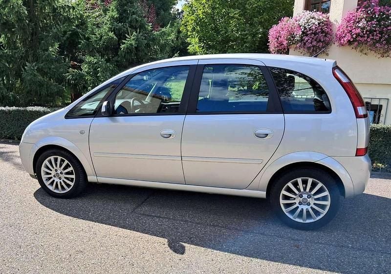 Silber Gebraucht 2006 Opel Meriva Van / Kleinbus | 3.600 € (Fairer Preis) - Bild 1/4