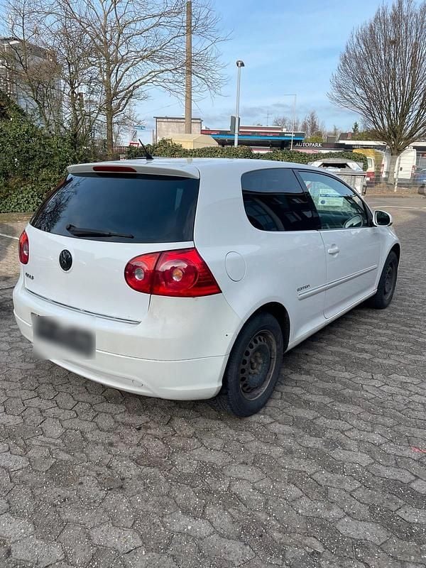 Gebraucht VW Golf V Edition 102 PS (75 kW) 2008 Weiß Kleinwagen