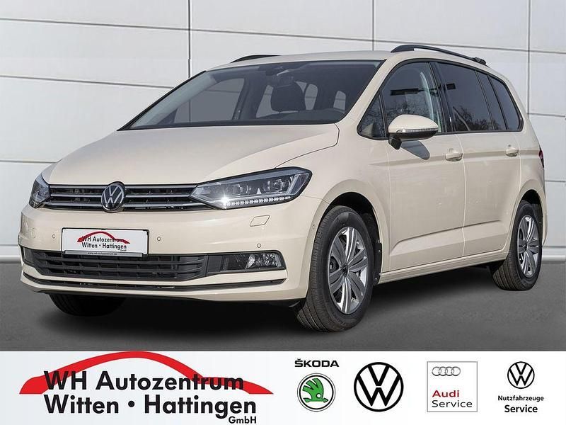 Neu VW Touran 150 PS (110 kW) 2026 Beige Van / Kleinbus