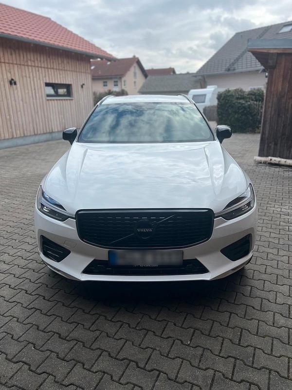 Gebraucht Volvo XC60 R-Design 197 PS (144 kW) 2021 Weiß SUV