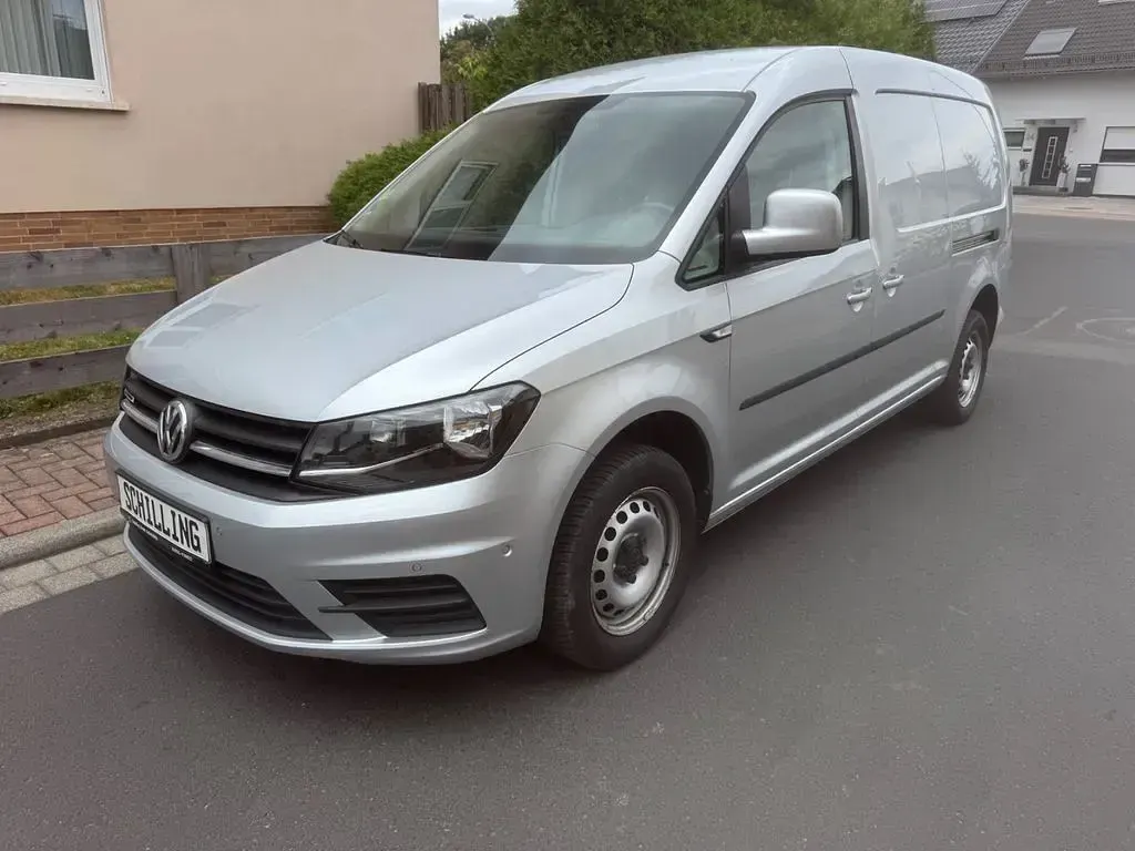 Gebraucht VW Caddy Maxi 110 PS (80 kW) 2019 Silber Van / Kleinbus