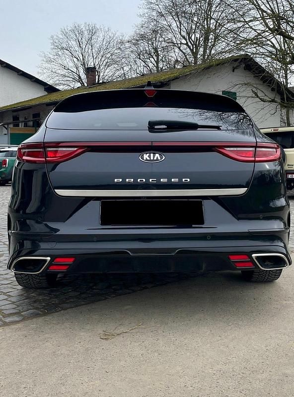 Gebraucht Kia ProCeed GT 204 PS (150 kW) 2020 Schwarz Kombi
