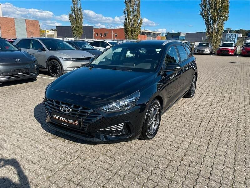 Schwarz Gebraucht 2023 Hyundai i30 Trend Kombi | 17.250 € (Guter Preis) - Bild 1/4