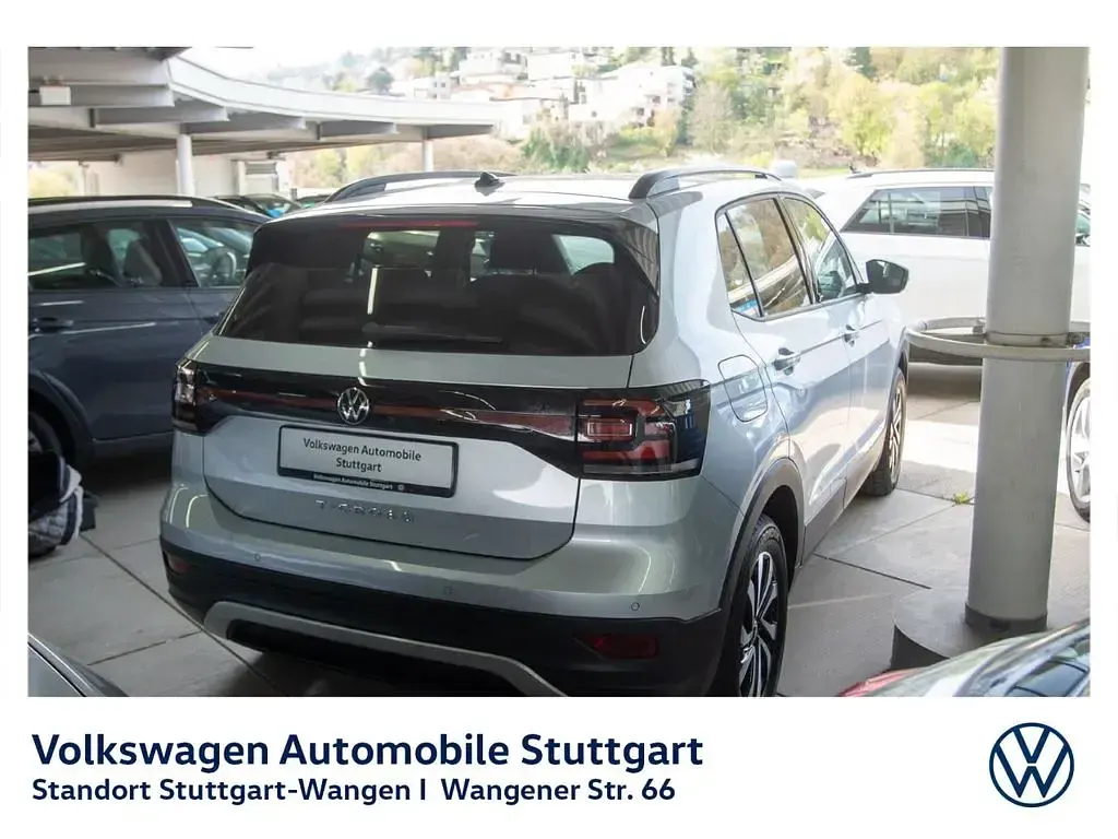 Usado VW T-Cross Active 110 CV (80 kW) 2022 Plateado SUV