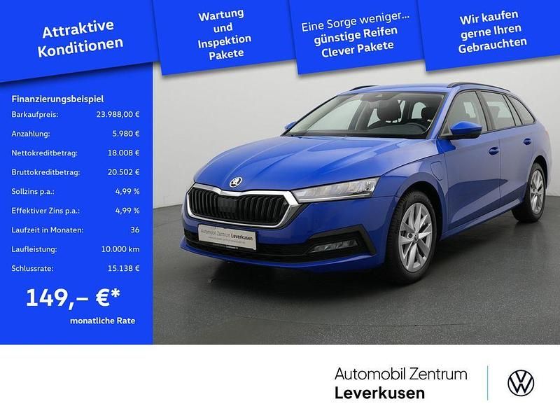 Schwarz / energyblau (metallic) Gebraucht 2023 Skoda Octavia Ambition Kombi | 23.988 € (Superpreis) - Bild 1/4
