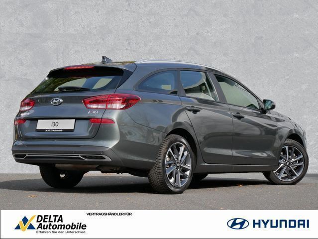 Gebraucht Hyundai i30 Trend 120 PS (88 kW) 2023 Amazon grey / met Kombi