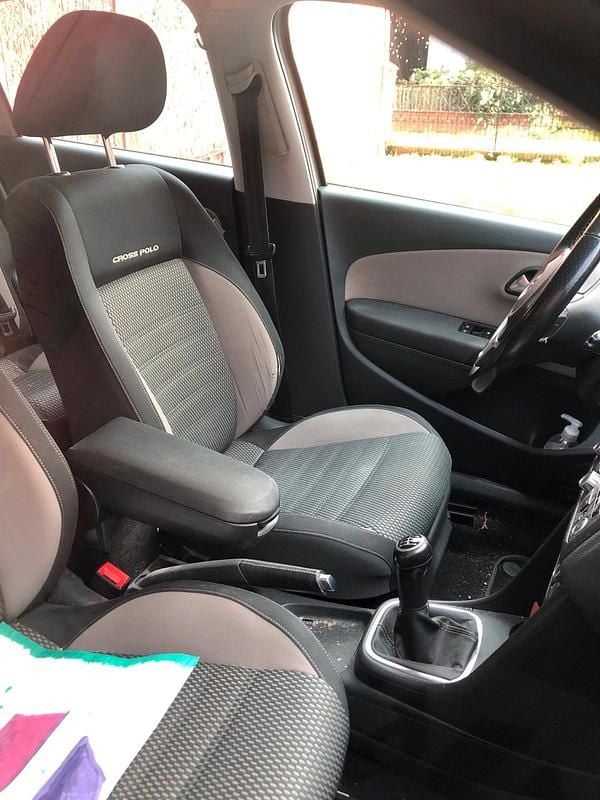 Gebraucht VW Polo Cross 105 PS (77 kW) 2011 Braun Kleinwagen