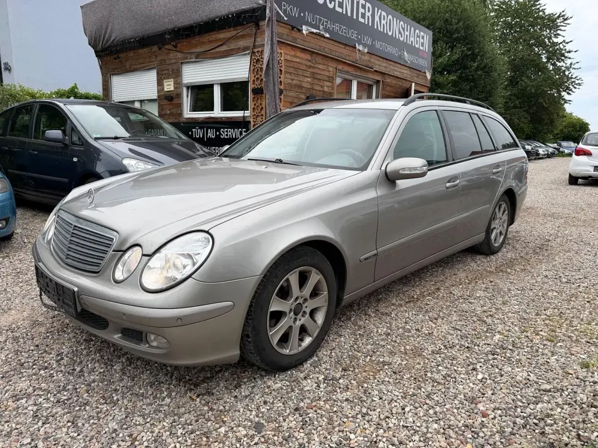 Gebraucht Mercedes E220 150 PS (110 kW) 2003 Kombi