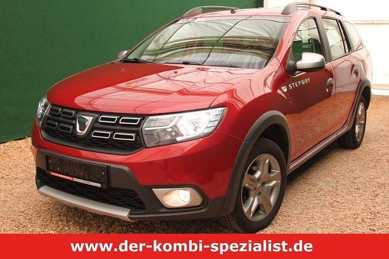 Rot Gebraucht 2020 Dacia Logan Limousine | 12.900 € (Guter Preis) - Bild 1/4