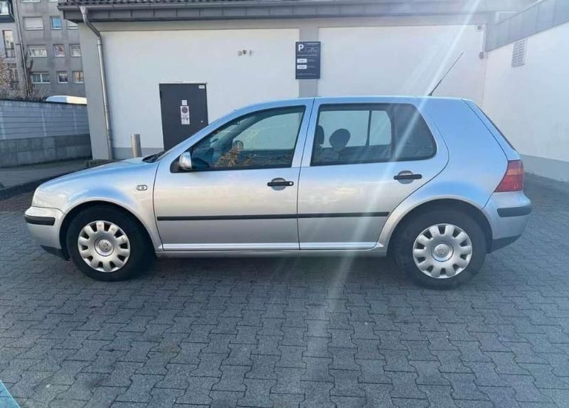 Gebraucht VW Golf IV 75 PS (55 kW) 2002 Limousine