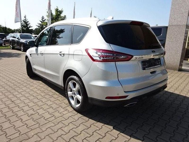 Gebraucht Ford S-MAX Business Edition 190 PS (139 kW) 2021 Silber Van / Kleinbus