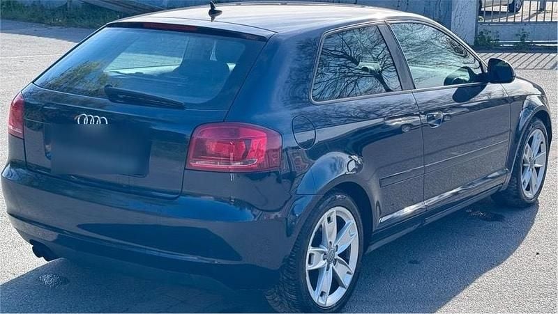 Second-hand Audi A3 Ambition 140 CP (102 kW) 2009 Negru Hatchback