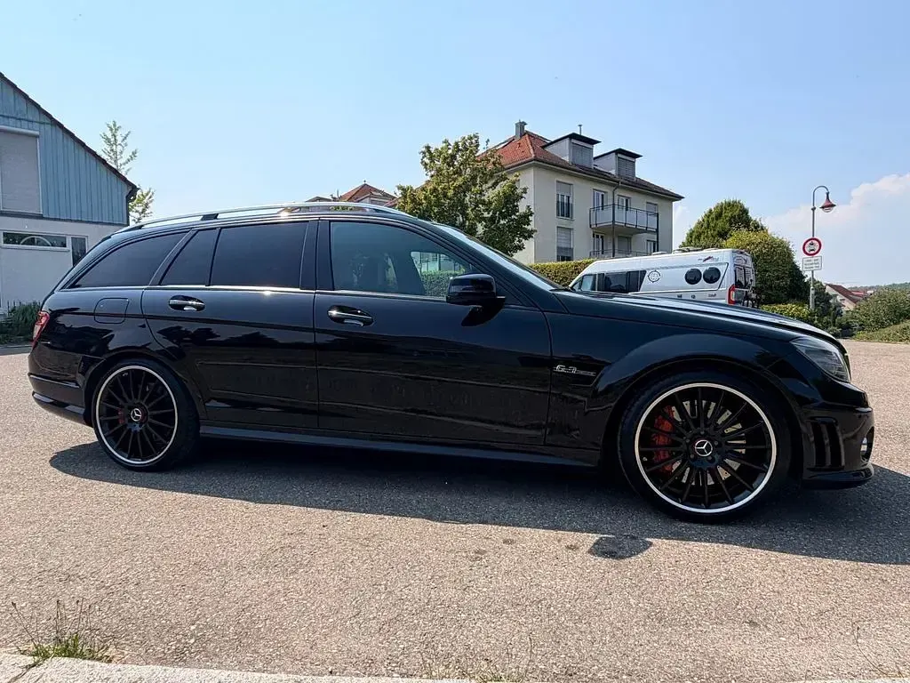 Gebraucht Mercedes C63 AMG AMG 487 PS (358 kW) 2011 Schwarz Limousine