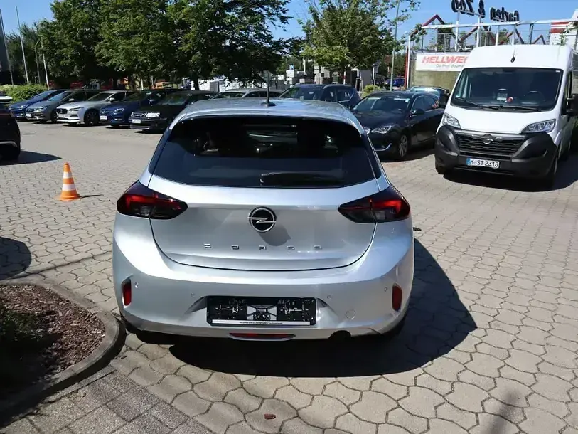 Używany Opel Corsa 2024 Srebrny Hatchback