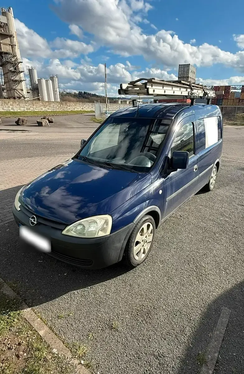 Gebraucht Opel Combo 75 PS (55 kW) 2012 Blau Van / Kleinbus