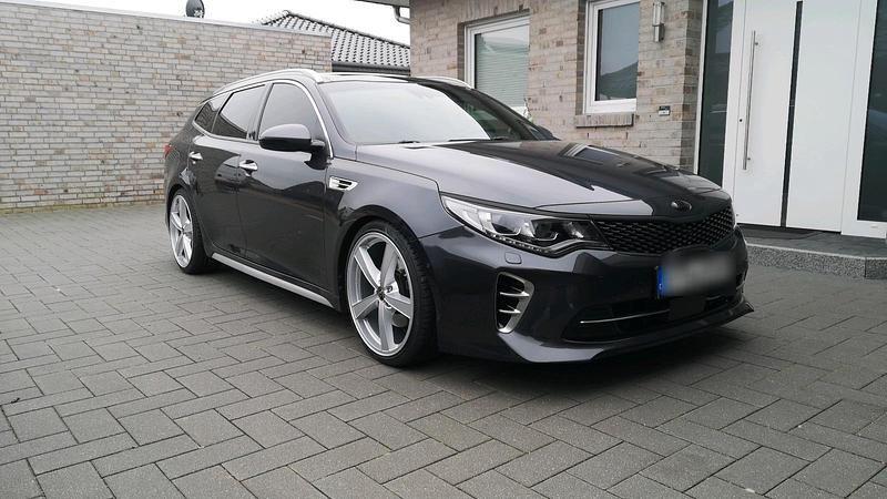 Gebraucht Kia Optima GT-Line 141 PS (103 kW) 2017 Grau Kombi