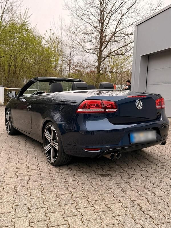 Używany VW Eos R-line 211 KM (155 kW) 2012 Niebieski Kabriolet