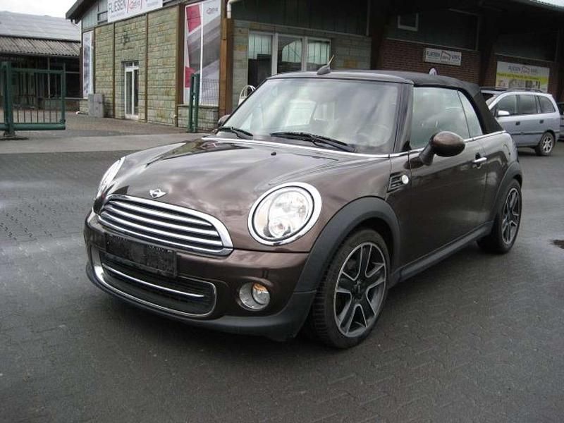 Hot chocolate metallic Gebraucht 2011 Mini Cooper Cabriolet Cabrio | 6.999 € (Fairer Preis) - Bild 1/4