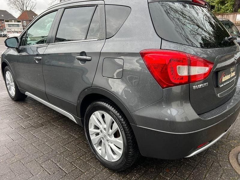 Gebraucht Suzuki SX4 S-Cross Comfort 111 PS (81 kW) 2018 Grau SUV